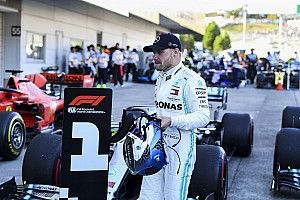 Bottas menedzsere a Renault csapatfőnökével találkozhatott