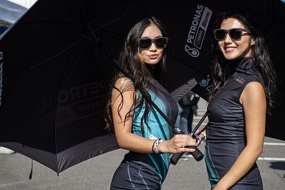 GALERÍA: las chicas de la parrilla de Japón