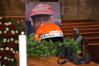 GALERIA: Personalidades dão adeus a Lauda em seu velório em Viena