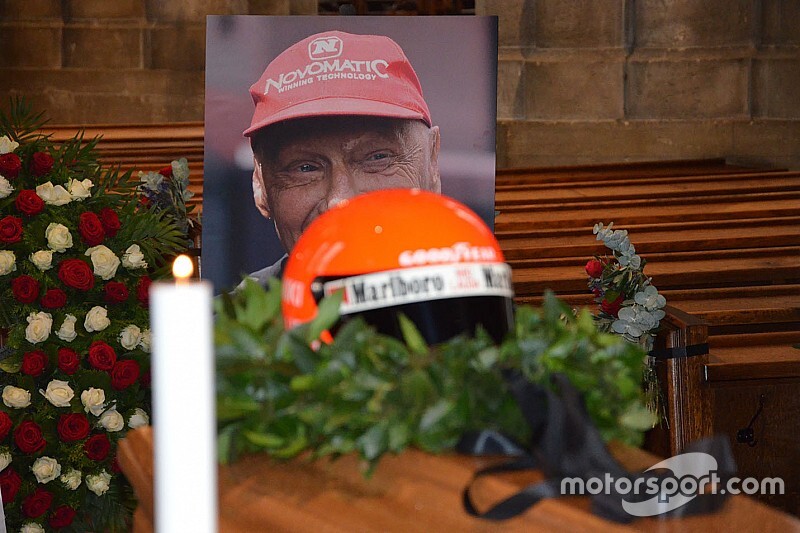GALERIA: Personalidades dão adeus a Lauda em seu velório em Viena