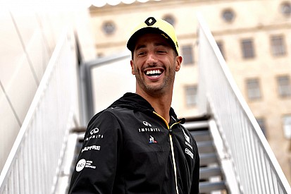 Ricciardo számára nem volt „nagy dolog” Vettel ellen versenyezni