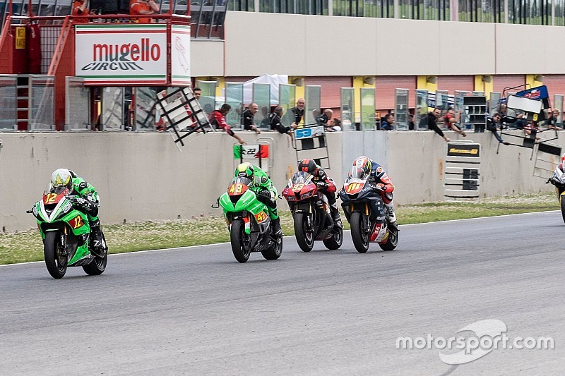 CIV Supersport, Roccoli si impone in Gara 1, Cruciani vince una rocambolesca Gara 2