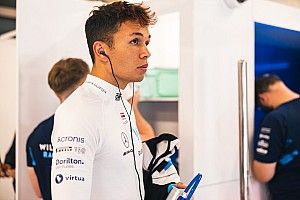 Albon: Verstappen mellett úgy nézek ki, mintha egy buszt vezetnék
