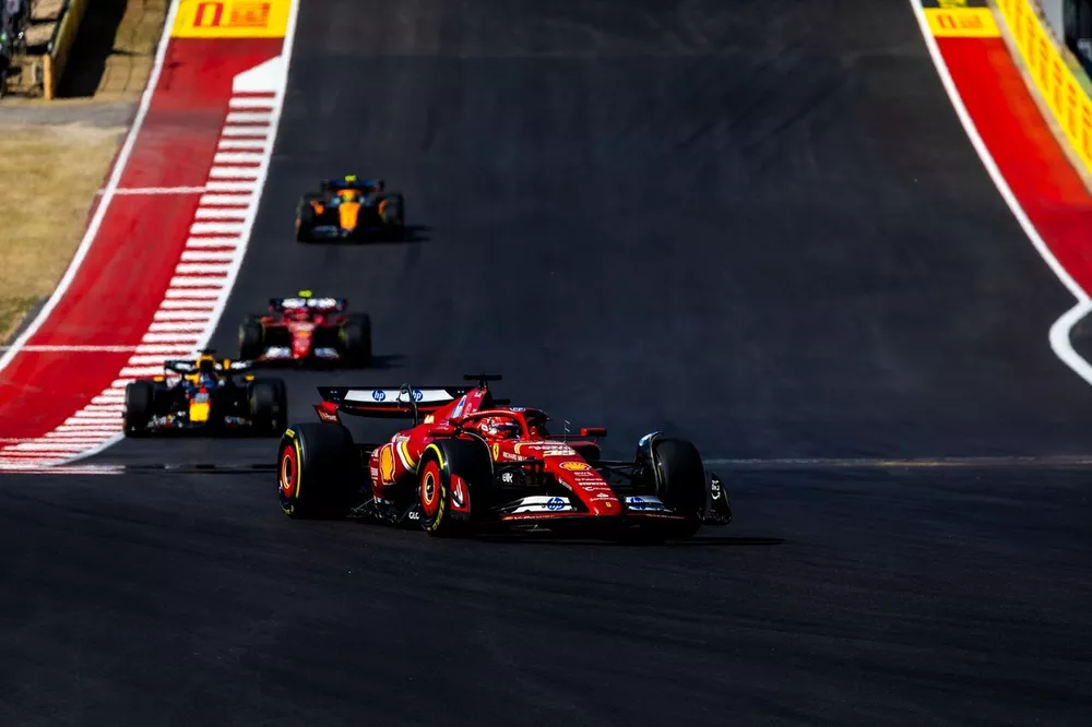 Charles Leclerc, Ferrari SF-24, Max Verstappen, Red Bull Racing RB20 