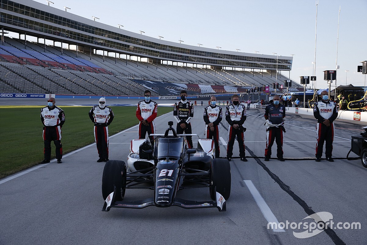 VIDEO: Van Kalmthout crasht in eerste IndyCar-training Texas