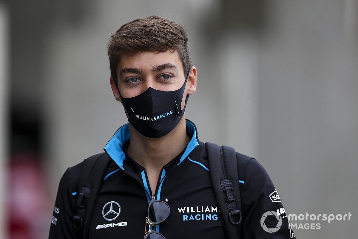 George Russell majdnem a BMW DTM pilótája lett