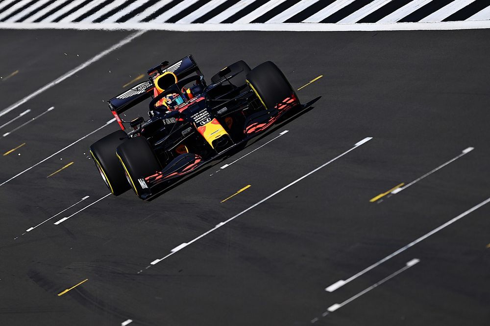 Red Bull reprend la piste sans Verstappen