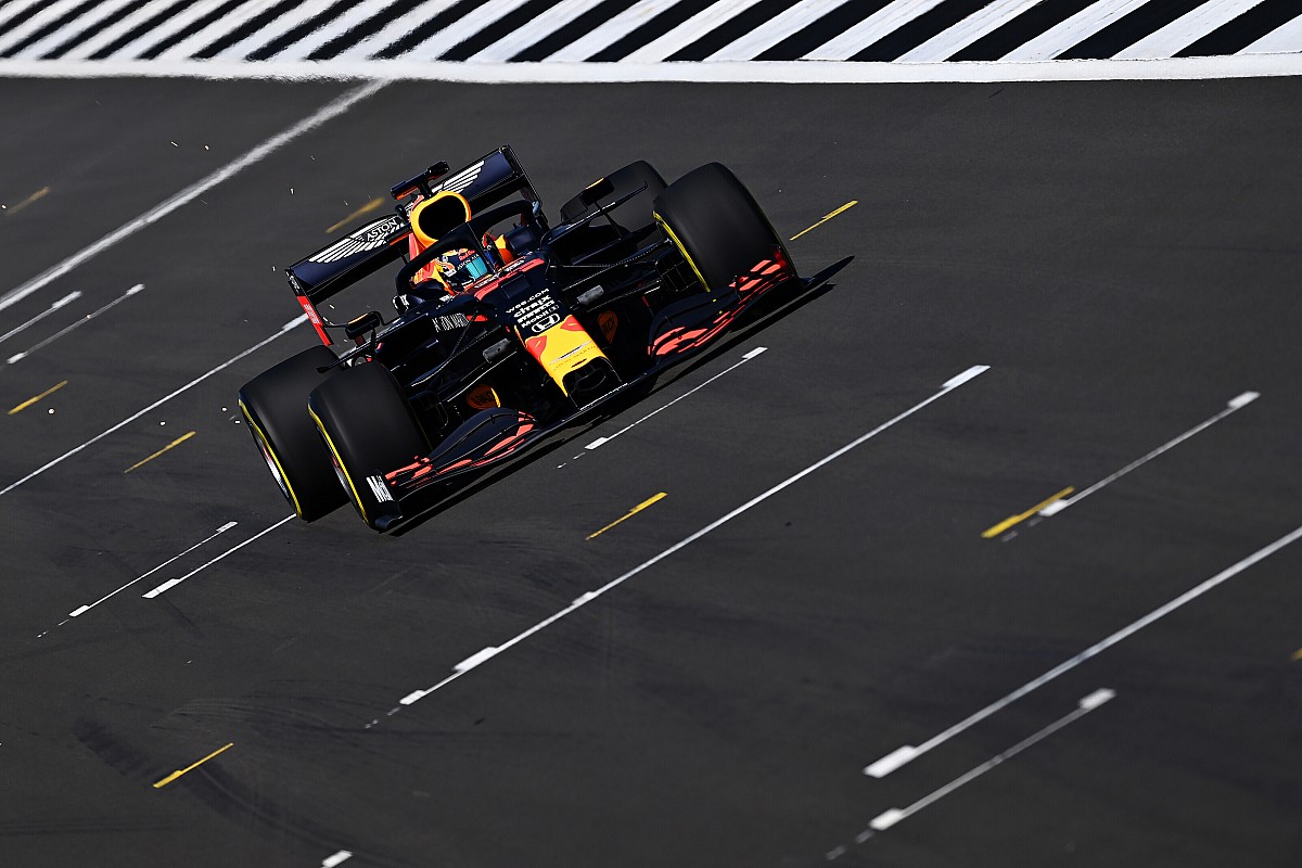 Red Bull reprend la piste sans Verstappen