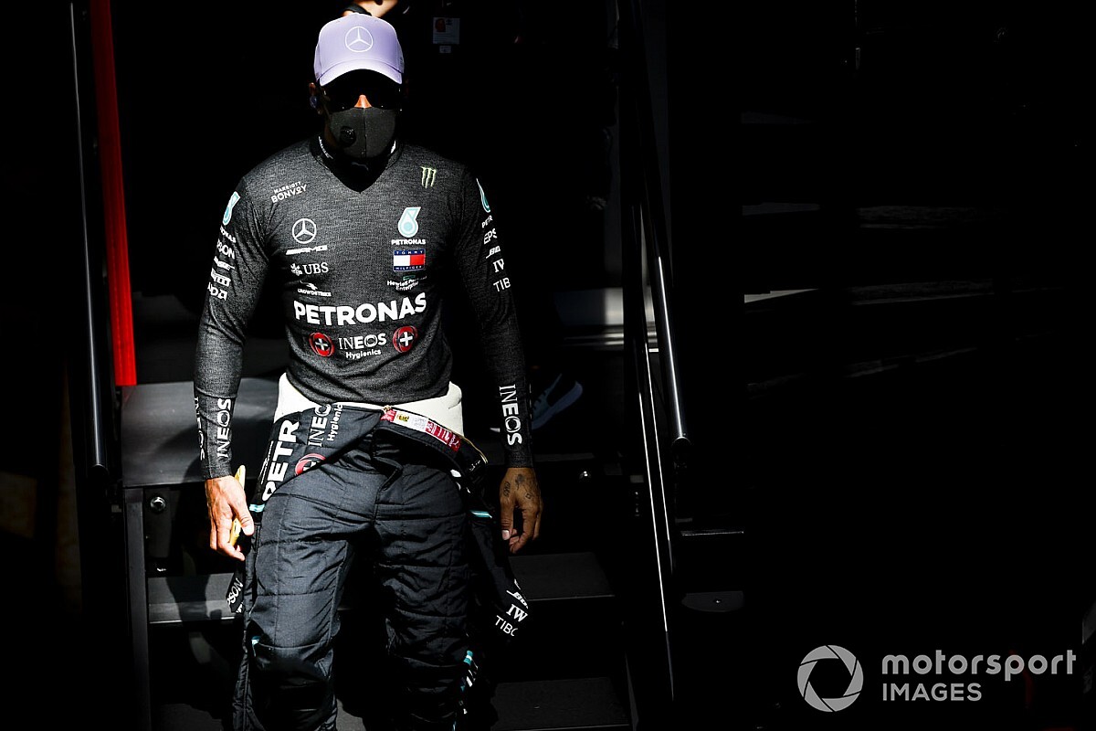Hamilton: "Red Bull vicina e questo caldo per noi è un killer"