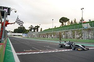 Mistrz włoskiej F4 wygrywa ostatni wyścig w sezonie