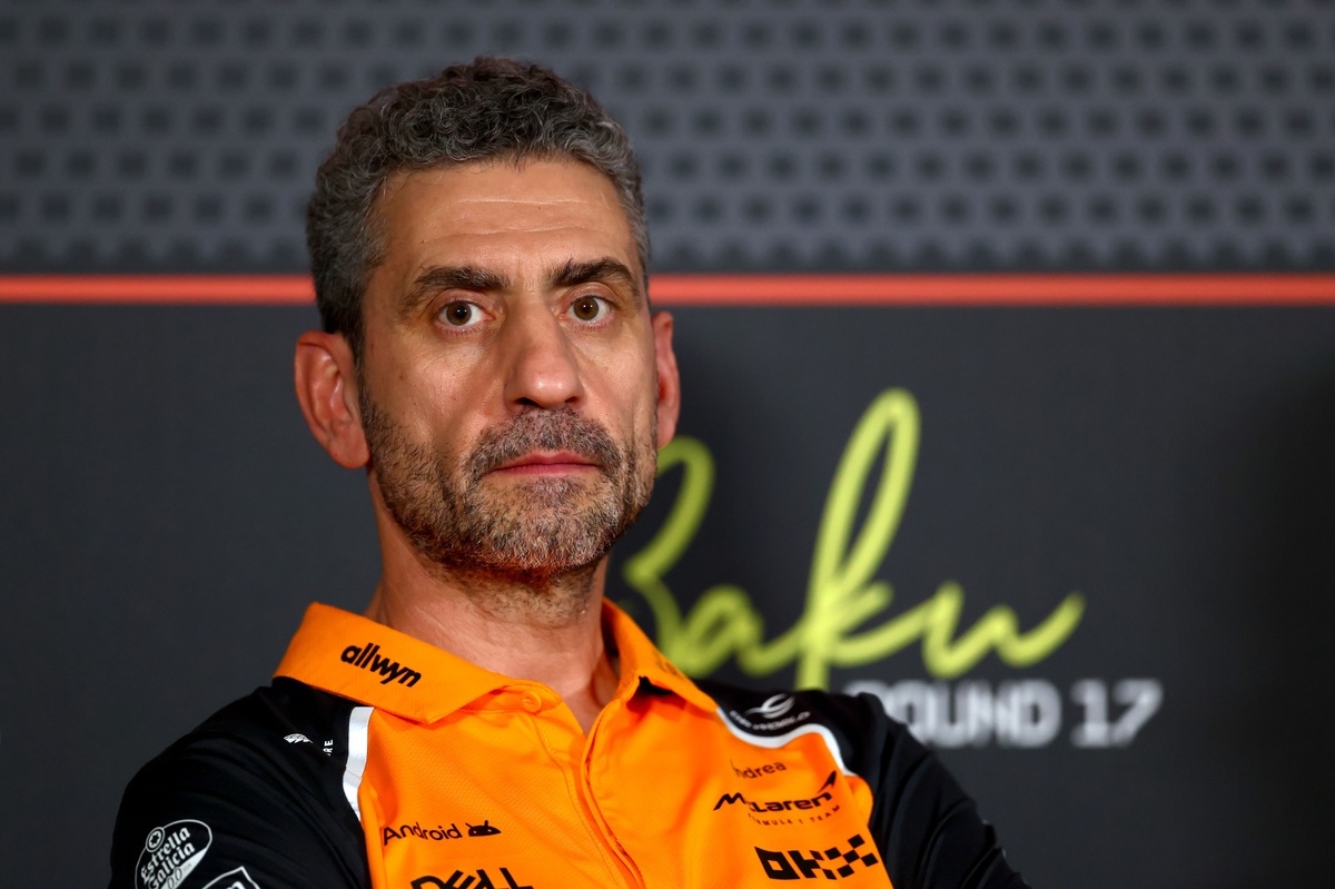 JFC F1 ヘルメット オリビエ・パニス 1998 1/12 JFC F1 ヘルメット オリビエ・パニス 1998 1/12 JFC F1