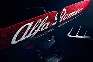 VÍDEO: Alfa Romeo lança o C41, carro para a F1 2021, em evento na Polônia