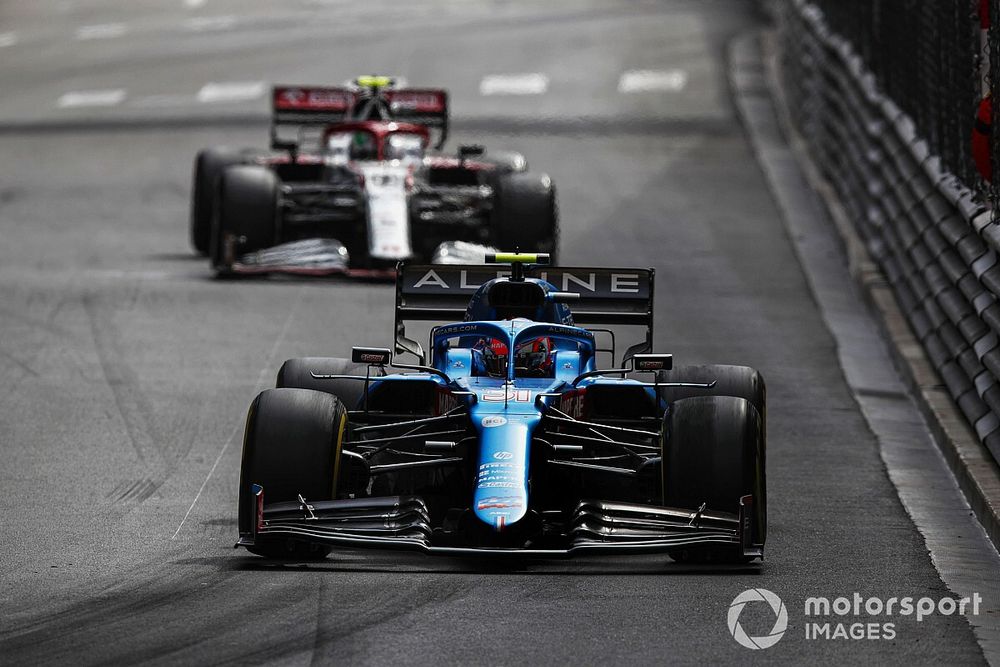 Esteban Ocon, Alpine A521, Antonio Giovinazzi, Alfa Romeo Racing C41