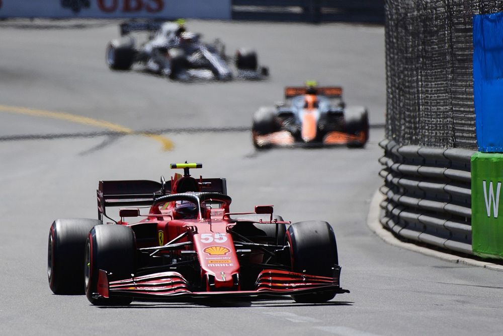 Demi Adaptasi Ferrari, Sainz Ubah Gaya Mengemudi