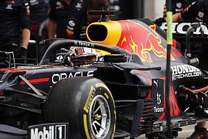 Verstappen: "Sin dudas Mercedes mejoró un poco"