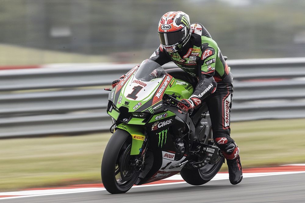 SBK, Donington, Libere 3: sul bagnato Rea guida l’1-2 Kawasaki