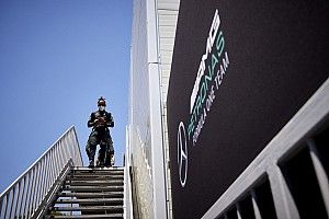 F1: Jornalista holandês detona Mercedes e Hamilton por falta de respeito