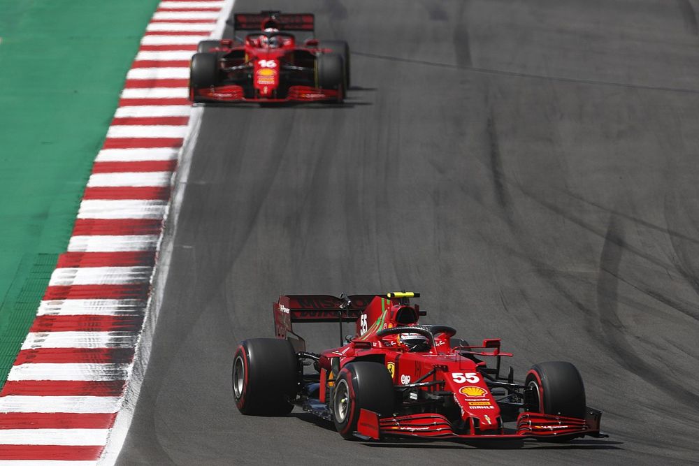 Leclerc: "Sainz es muy, muy competitivo"