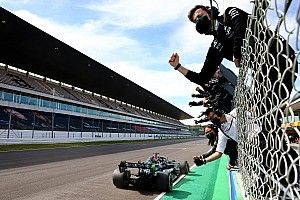 Hamilton unsurprised by Red Bull's F1 hires from Mercedes