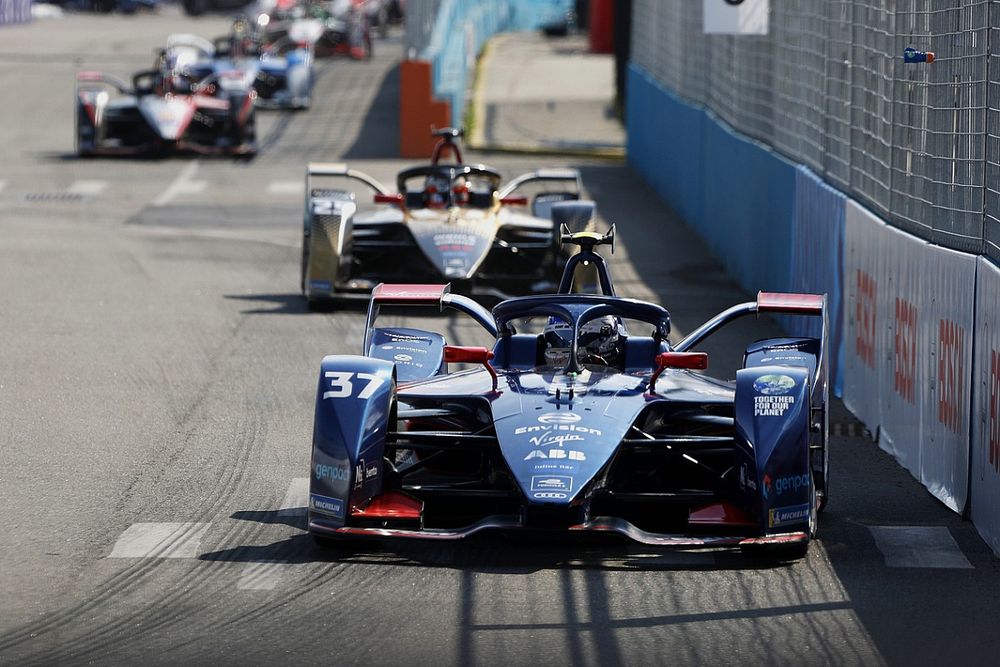 Cassidy was playing “chess with no queen” in NYC Formula E opener