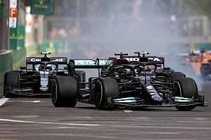 Wolff: Mercedes form "unacceptable" in F1 title fight