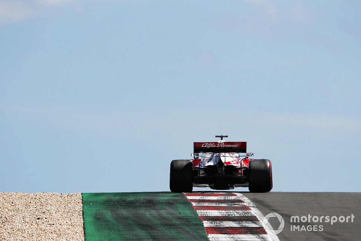 La FIA revisa la sanción a Raikkonen en Imola que dio el 10º a Alonso