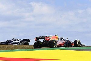 В Red Bull объяснили, чем Перес лучше Гасли