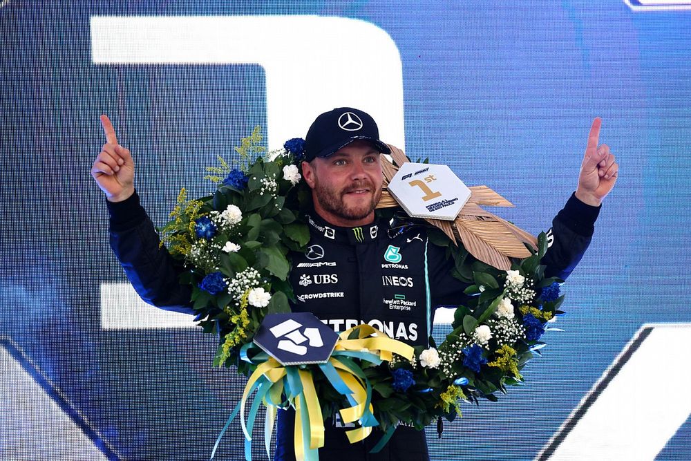 Valtteri Bottas, Mercedes, 1st position, celebrates on the podium