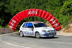 Otomobil Sporlarında Renkli Hafta Sonu
