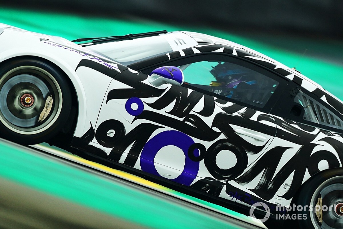 Pintado à mão, carro da Oak Racing Team pilotado por Georgios Frangulis é destaque na pré-temporada da Porsche