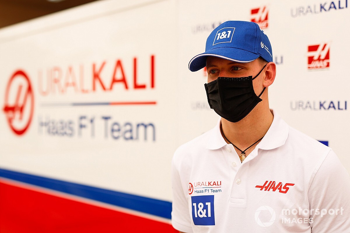 Schumacher: „Már holnap készen állnék a versenyzésre...”