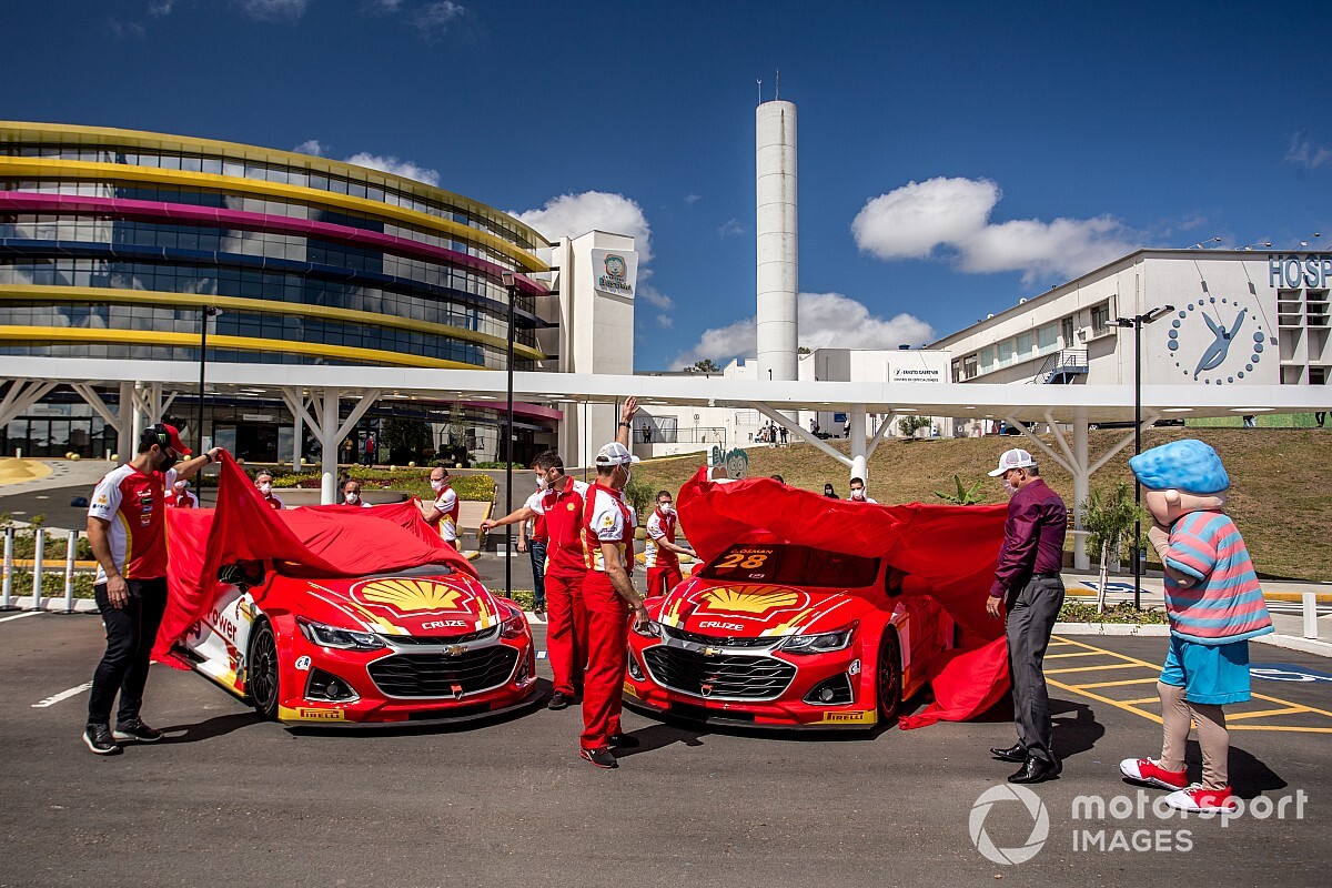 Stock Car: Shell e Pole Motorsport lançam carro de 2021 e firmam parceria com Hospital Erastinho em Curitiba