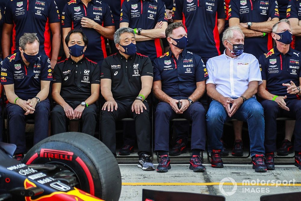 Toyoharu Tanabe, F1 Technical Director, Honda, Masashi Yamamoto, General Manager, Honda Motorsport, Christian Horner, Team Principal, Red Bull Racing, and Helmut Marko, Consultant, Red Bull Racing 