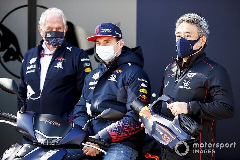 A Red Bull egyik célja Portugáliára, hogy Perez is dobogóra álljon
