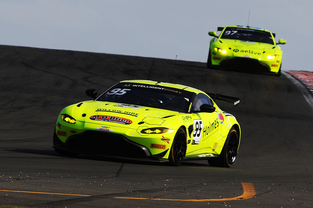TF Sport won't defend British GT title, GT4 cars up for sale