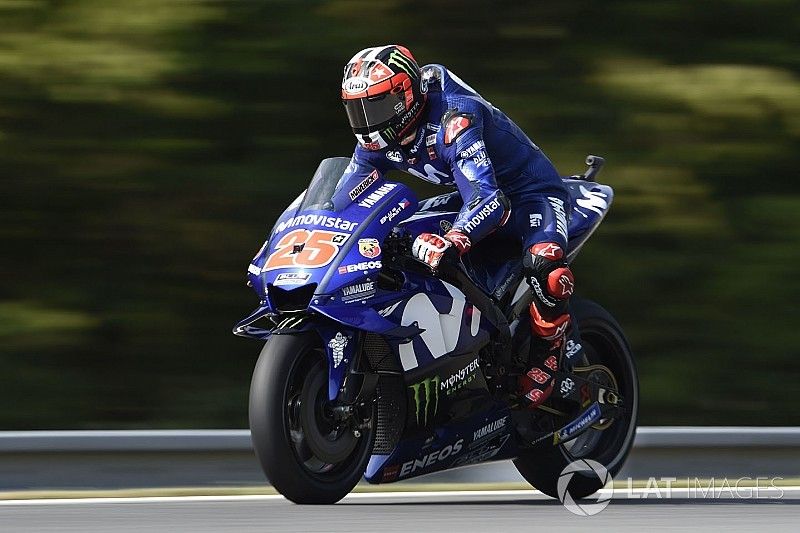 Виньялес стал быстрейшим по итогам первой тренировки MotoGP в Сильверстоуне