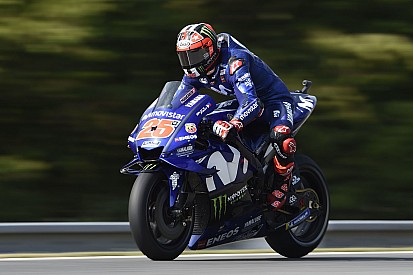 Виньялес стал быстрейшим по итогам первой тренировки MotoGP в Сильверстоуне