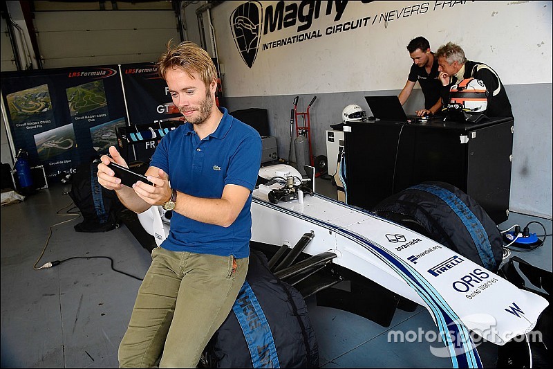 Dua gamer mobile jajal F1