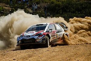 Tanak consigue su tercera victoria consecutiva y aprieta el campeonato