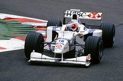 F1 Stories: Stewart Grand Prix, l'antenata della Red Bull