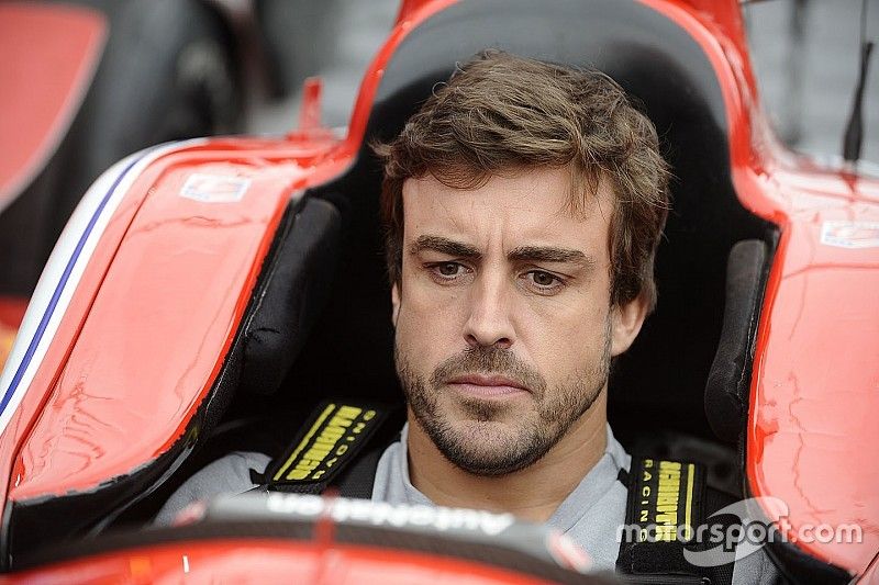 GALERI: Alonso kunjungi balapan IndyCar