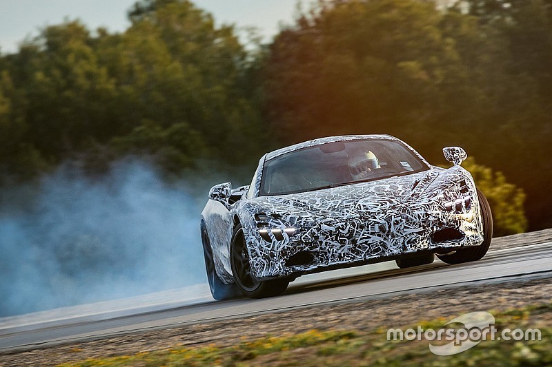 Le moteur et les performances de la McLaren 720S