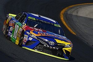 Kyle Busch vince a Loudon approfittando di un'incertezza di Truex Jr