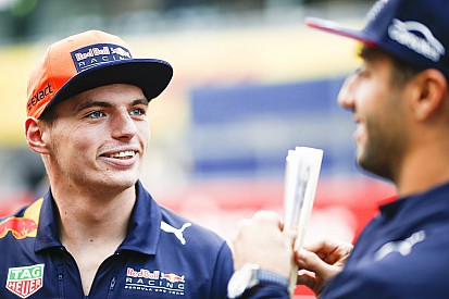 Ricciardo considera que Verstappen maduró en 2017