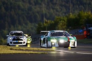 24h Nürburgring 2017: Zwischenstand nach 30 Runden