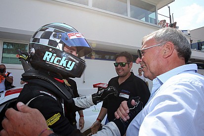 Carrera Cup Italia, Vallelunga: Rovera chiama e Pera risponde