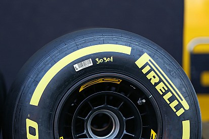 Pirelli, Isola: "La soft potrebbe entrare in gioco come gomma da gara"