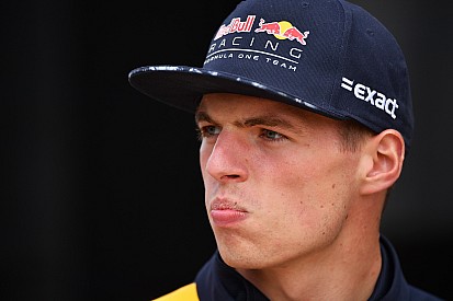 Horner cree que los problemas de 2017 harán más fuerte a Verstappen