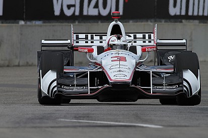 IndyCar Detroit: Castroneves en Rahal snelste in trainingen