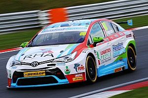 Brands Hatch BTCC: Ingram wins opener after startline crash